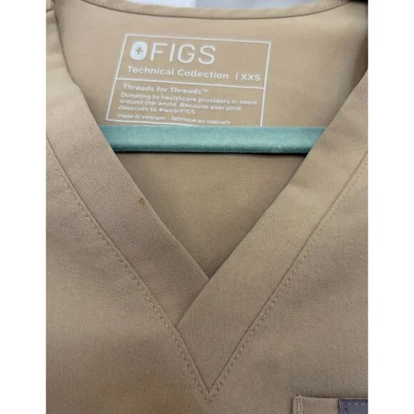 FIGS Women’s Medical Scrubs Khaki XXS & XS - Picture 7 of 9
